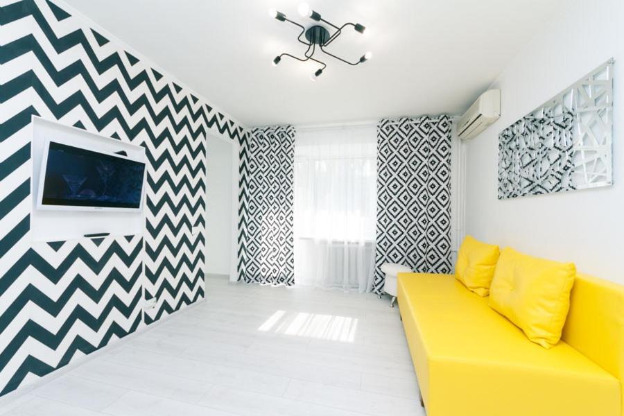 Flat 24 on Lesi Ukrainki 12 with 1 bedroom Kijów Zewnętrze zdjęcie