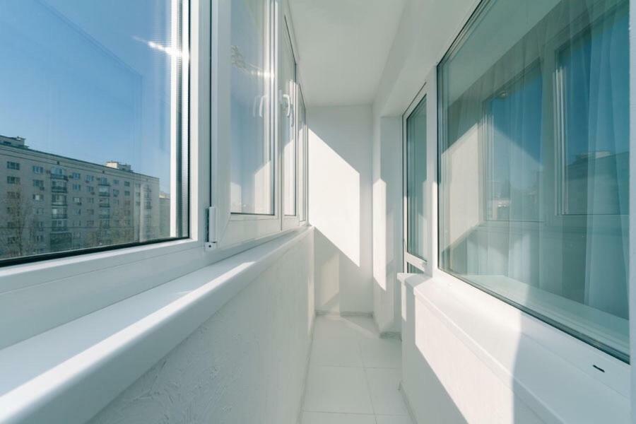 Flat 24 on Lesi Ukrainki 12 with 1 bedroom Kijów Zewnętrze zdjęcie